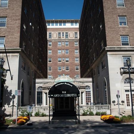 The Astor Hotel Milwaukee Exterior foto